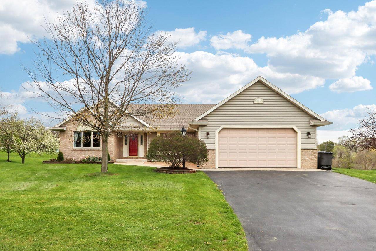Waterford, WI 53185,633 Mohr CIRCLE