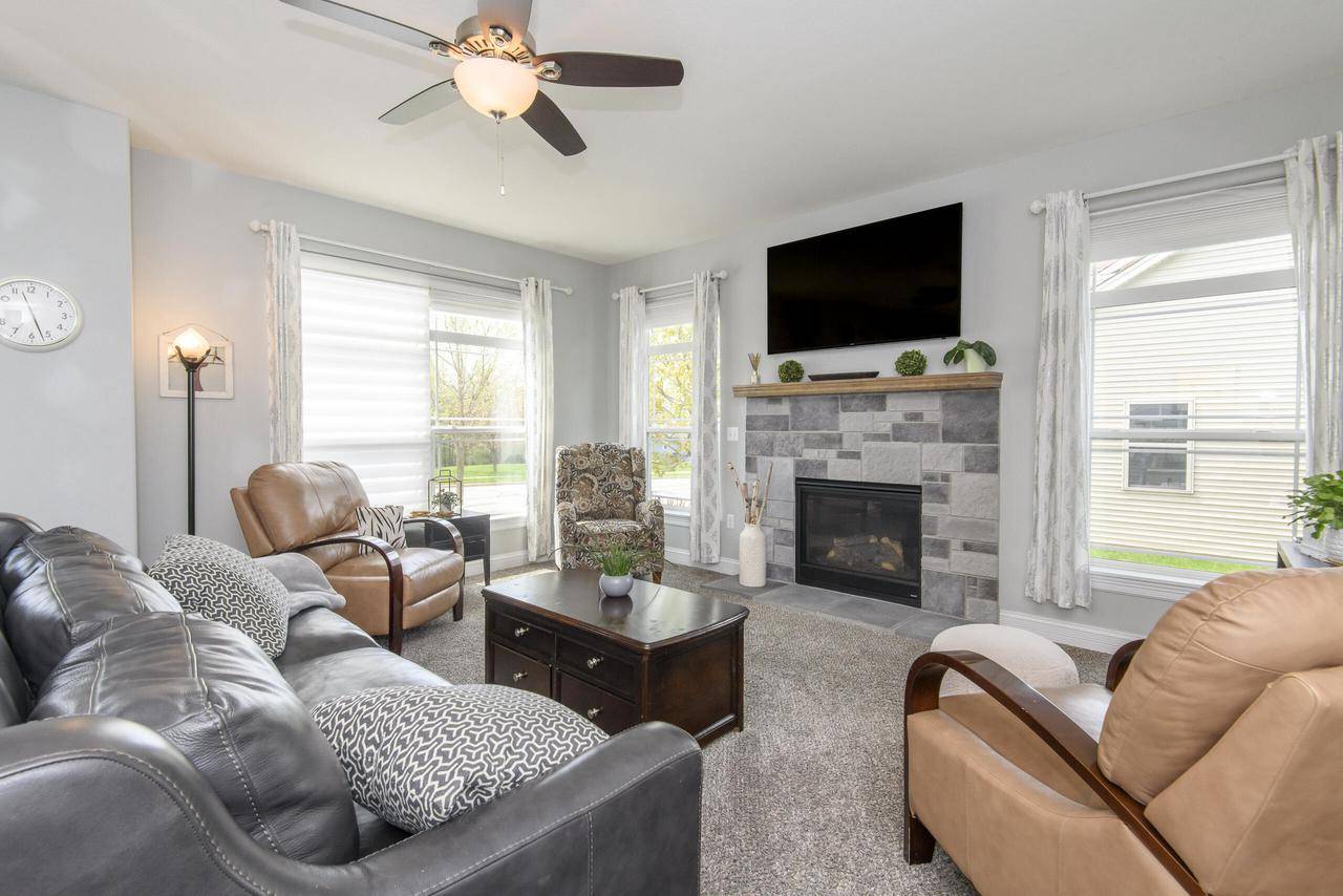 Waukesha, WI 53188,1912 Coldwater Creek DRIVE