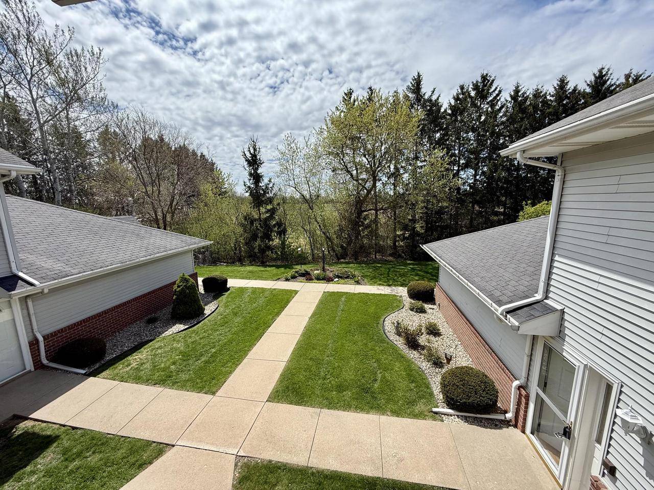 Kenosha, WI 53144,1284 Village Centre DRIVE #5