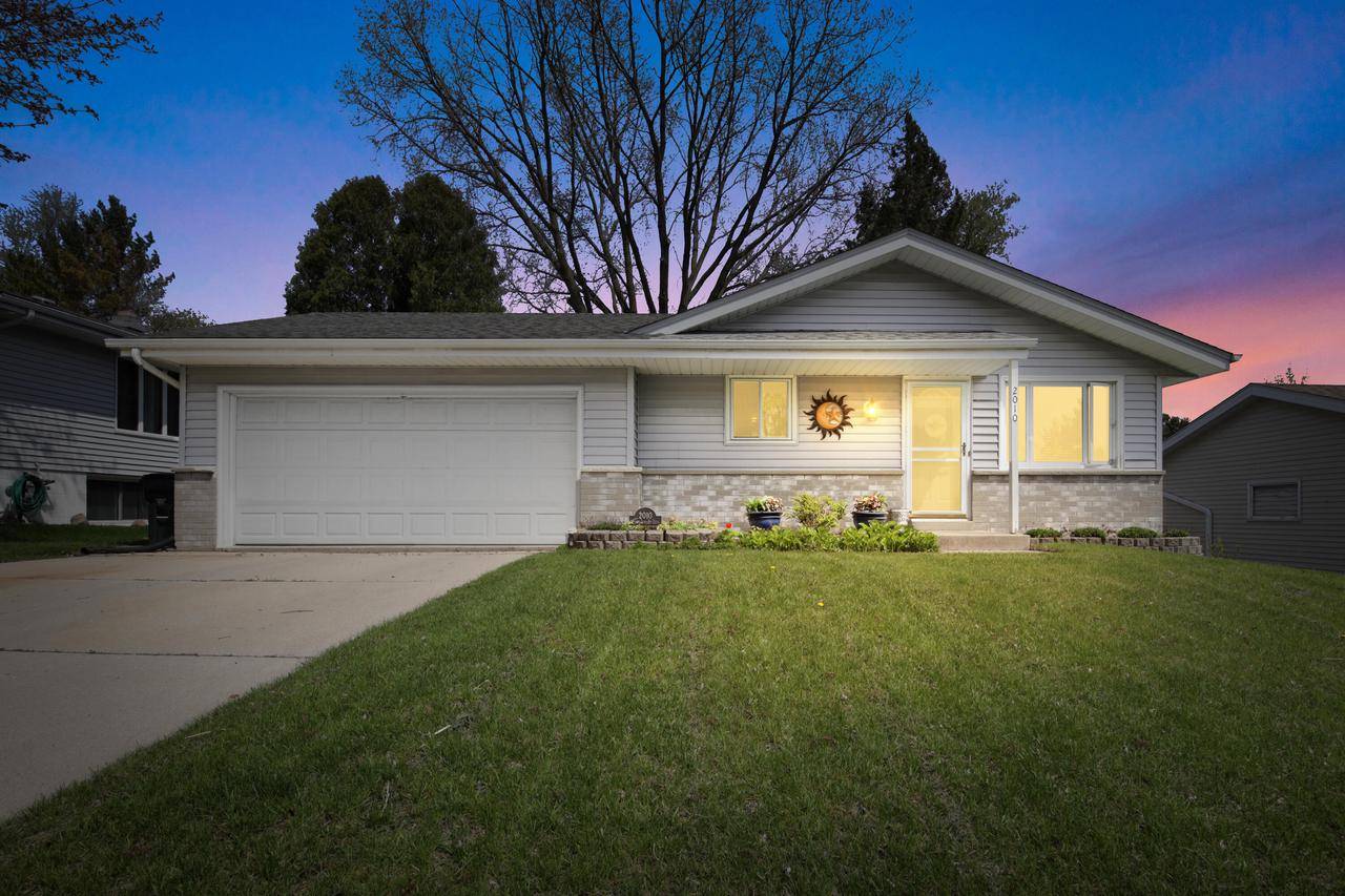West Bend, WI 53090,2010 Hemlock STREET