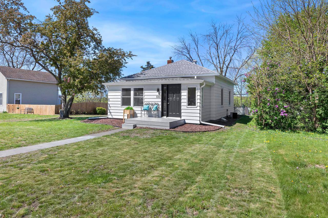 Onalaska, WI 54650,640 2nd AVENUE S