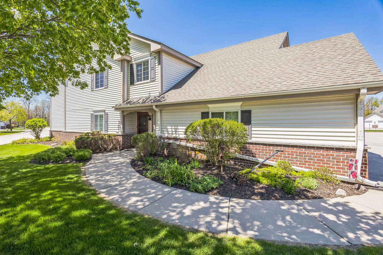 Pewaukee, WI 53072,678 Pewaukee ROAD #E