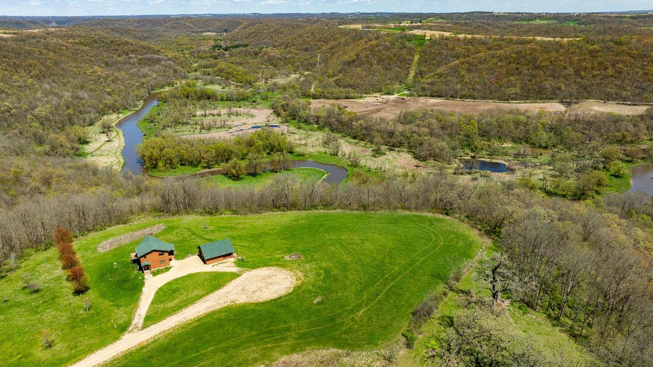 Wauzeka, WI 53826,52303 MONROE LANE