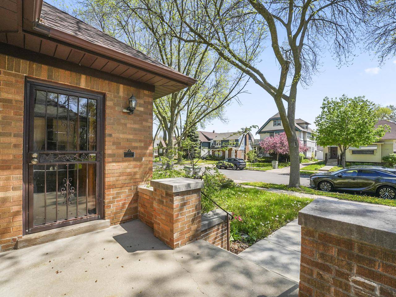 Milwaukee, WI 53210,3025 N 44th STREET