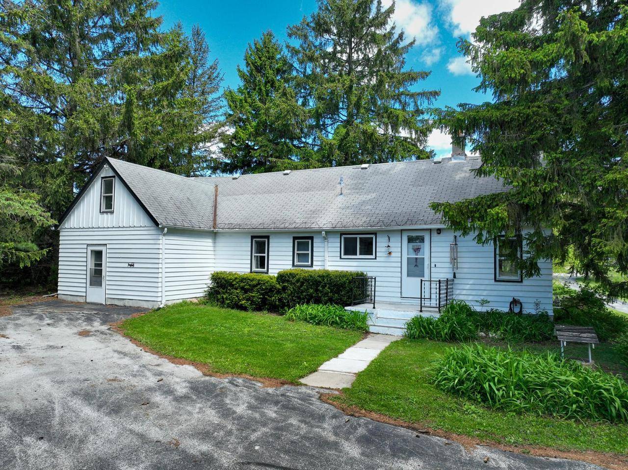 Franklin, WI 53132,2901 W Forest Hill AVENUE