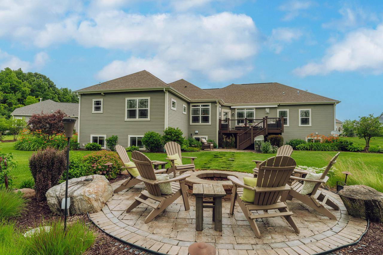 Pewaukee, WI 53072,W229N4329 Baker COURT