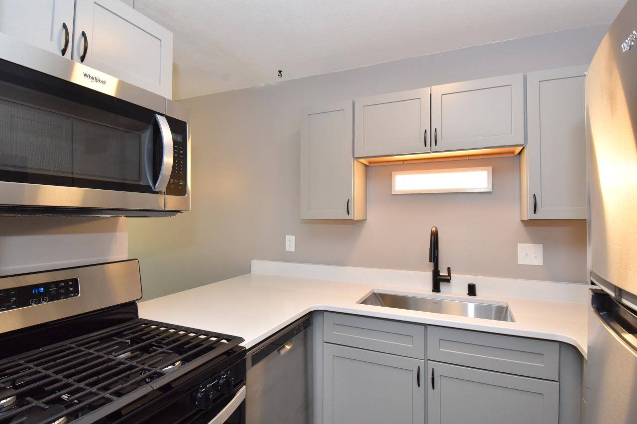 Milwaukee, WI 53224,11927 W Appleton AVENUE #22
