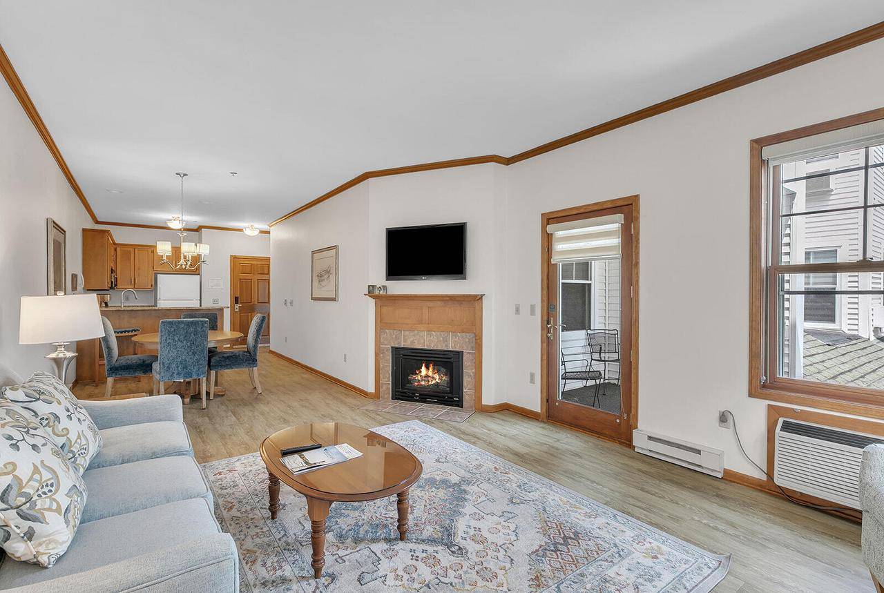 Elkhart Lake, WI 53020,101 Osthoff AVENUE #197