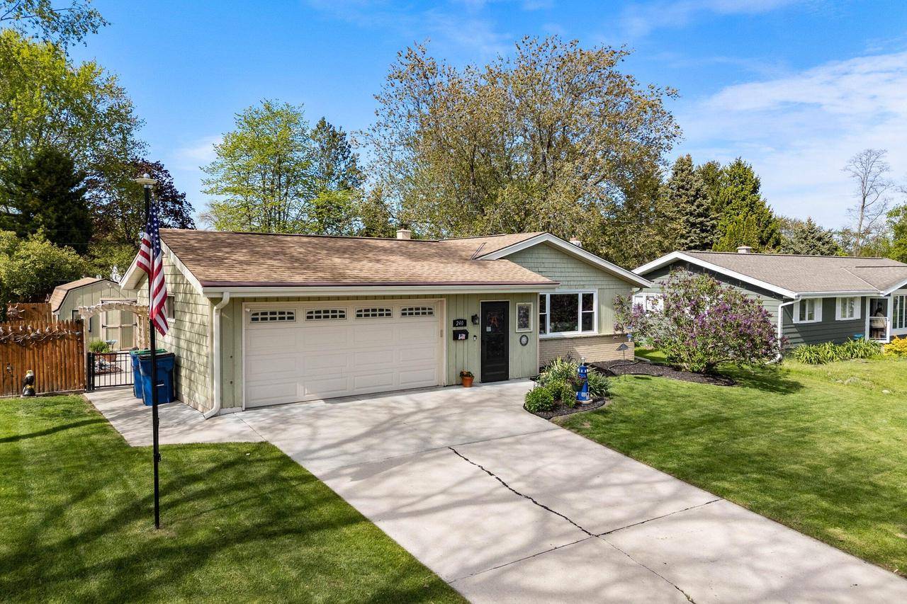 Port Washington, WI 53074,240 E Antoine DRIVE