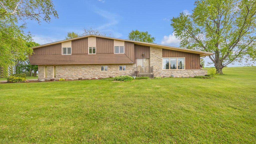 Campbellsport, WI 53010,W2378 Capital DRIVE