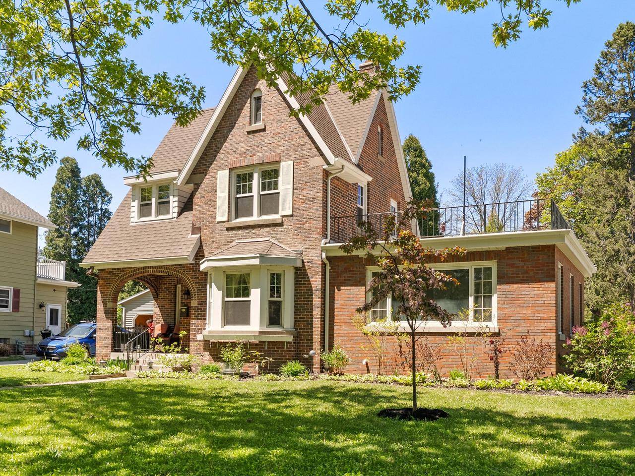 Kohler, WI 53044,605 East Riverside DRIVE