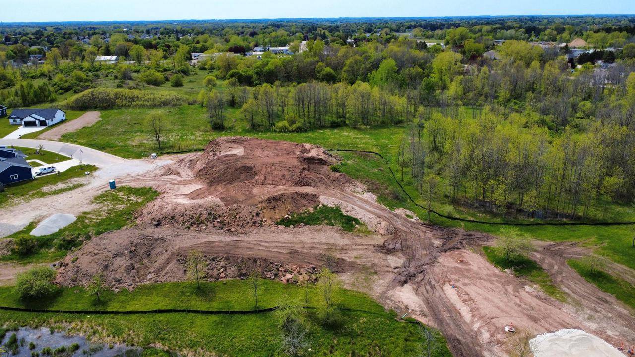 Two Rivers, WI 54241,Lt18 SANDY RIDGE DRIVE #Blk4