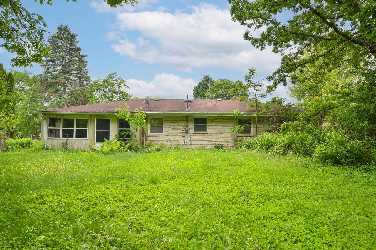 Cedarburg, WI 53012,W67N554 Evergreen BOULEVARD