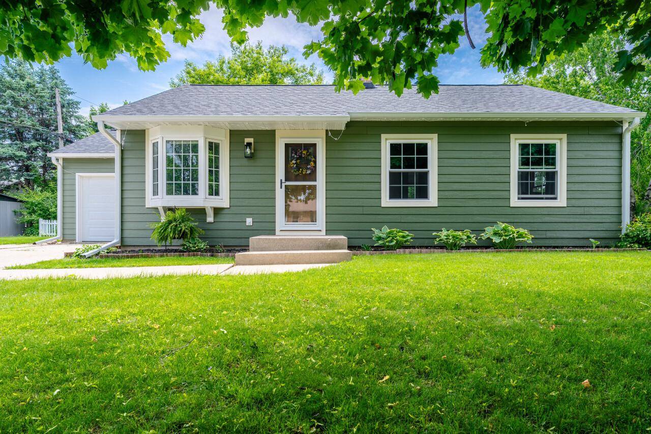 Menomonee Falls, WI 53051,W150N8204 Norman DRIVE