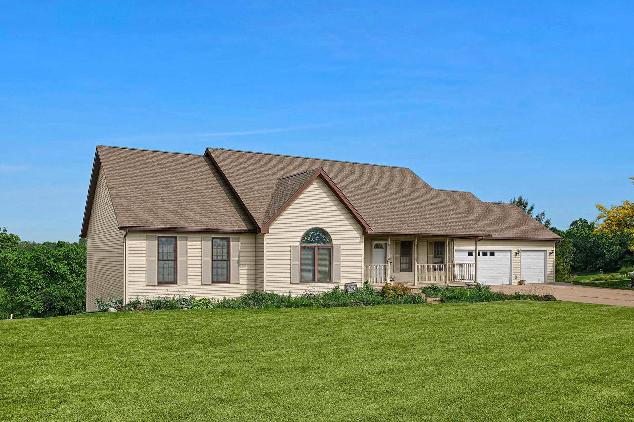 La Crosse, WI 54601,N1638 Lost Ridge ROAD