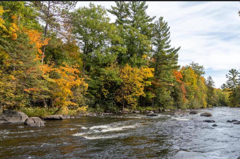 Silver Cliff, WI 54104,LOT 3 UPPER ROARING RAPIDS LANE