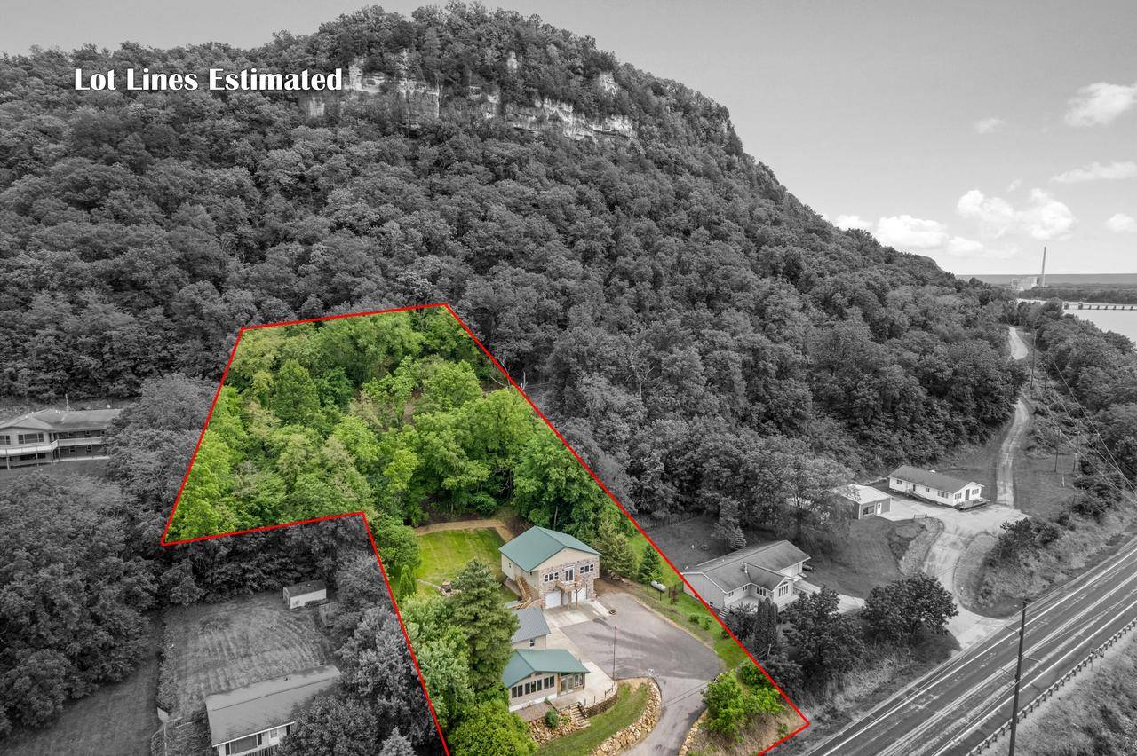 Alma, WI 54610,160 N State Road 35