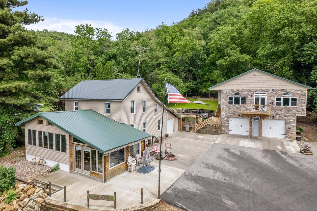 Alma, WI 54610,160 N State Road 35