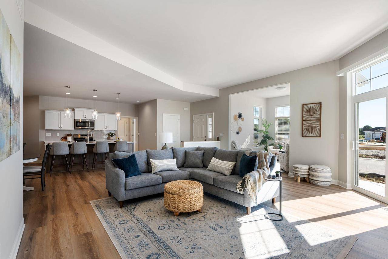 Grafton, WI 53024,877 S Verona CIRCLE #82