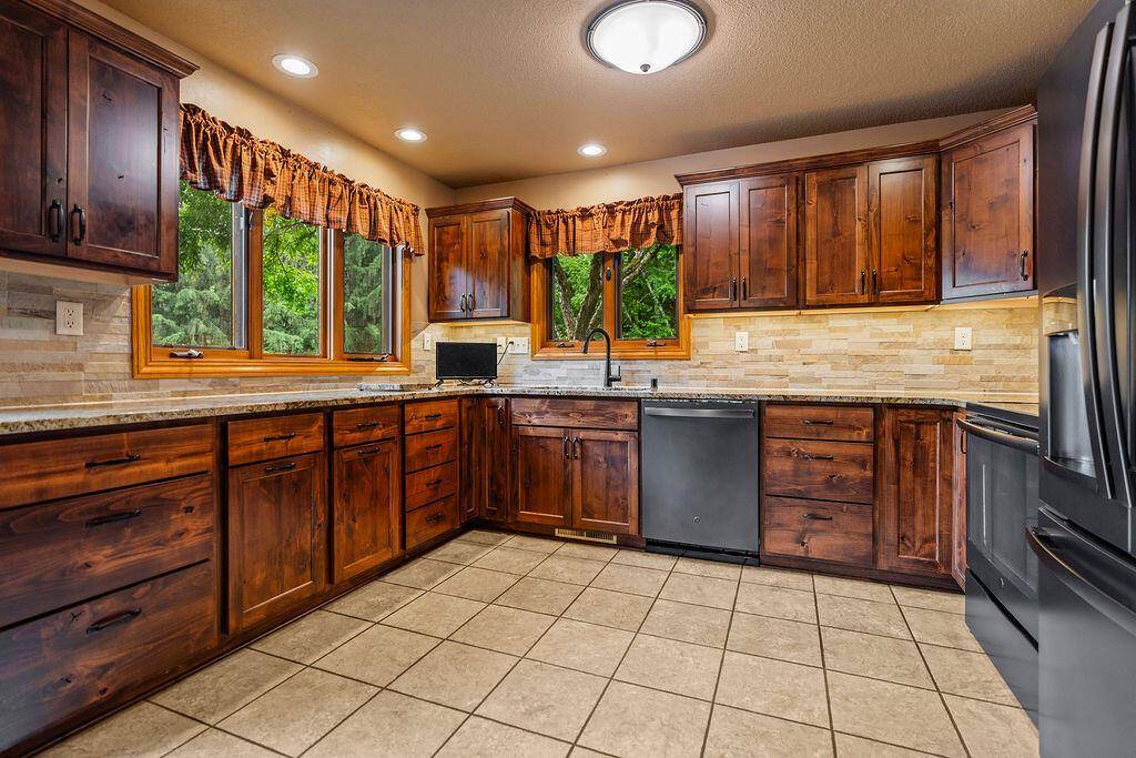 West Salem, WI 54669,N5335 Locust DRIVE