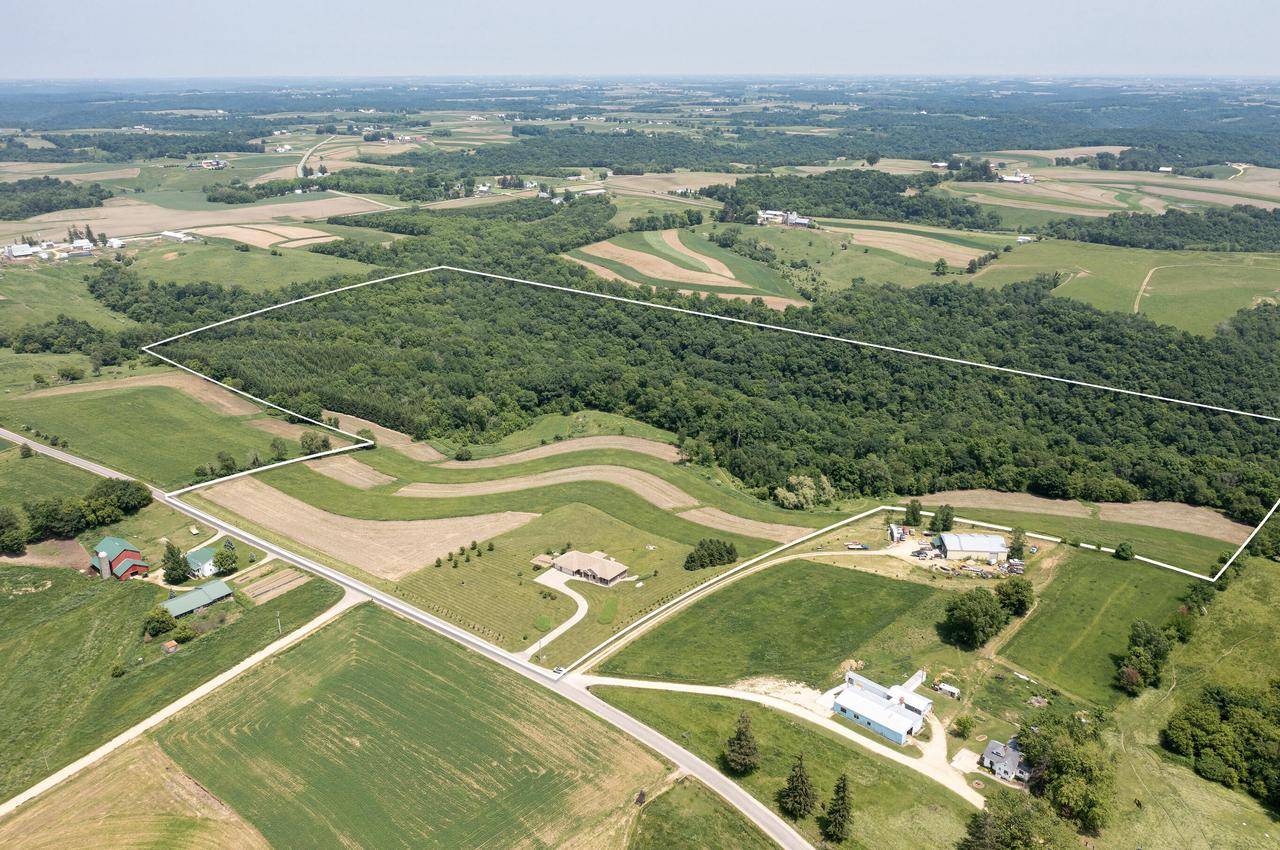 Viroqua, WI 54665,S3358 Hass LANE