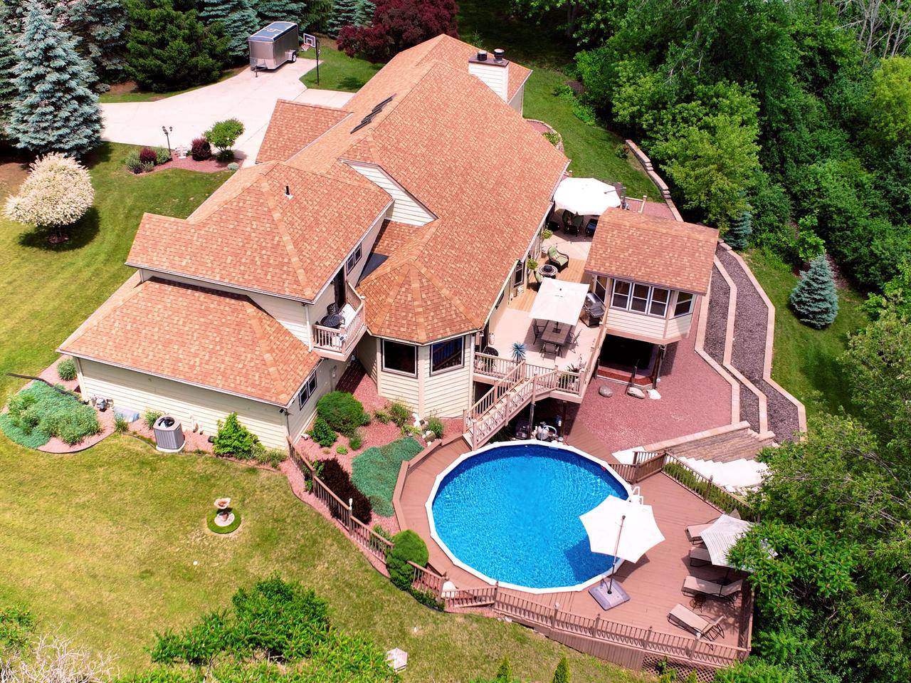 Saukville, WI 53080,2426 Deerfield COURT