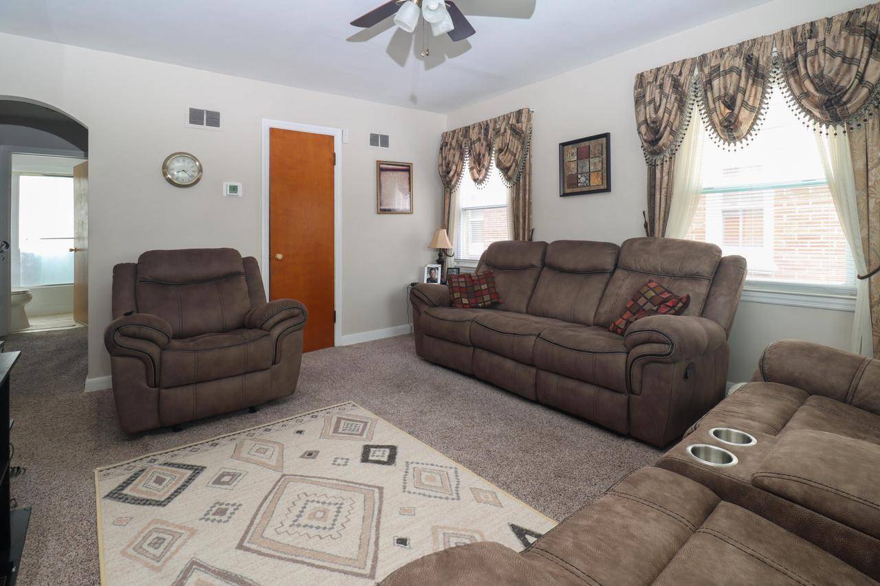 Milwaukee, WI 53219,2807 S 49th STREET