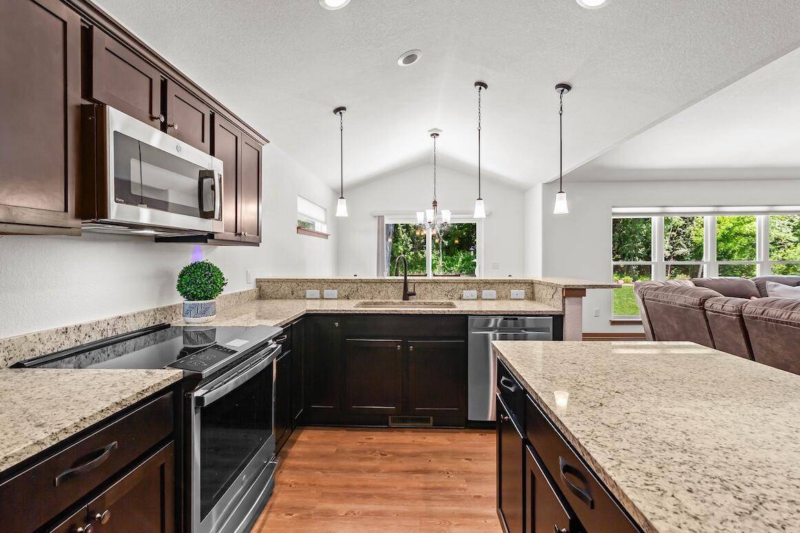 Oconomowoc, WI 53066,1734 Arthurs PASS