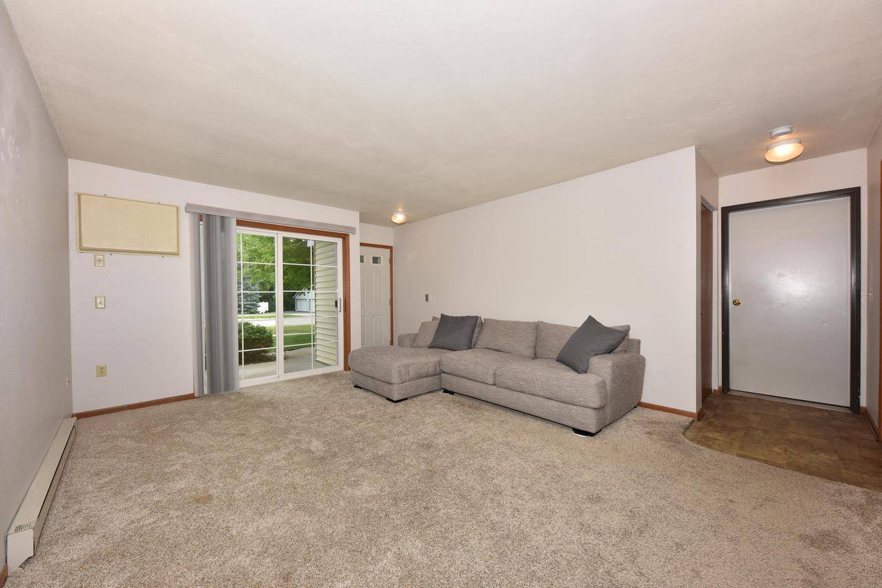 West Bend, WI 53095,364 Minz Park CIRCLE #1