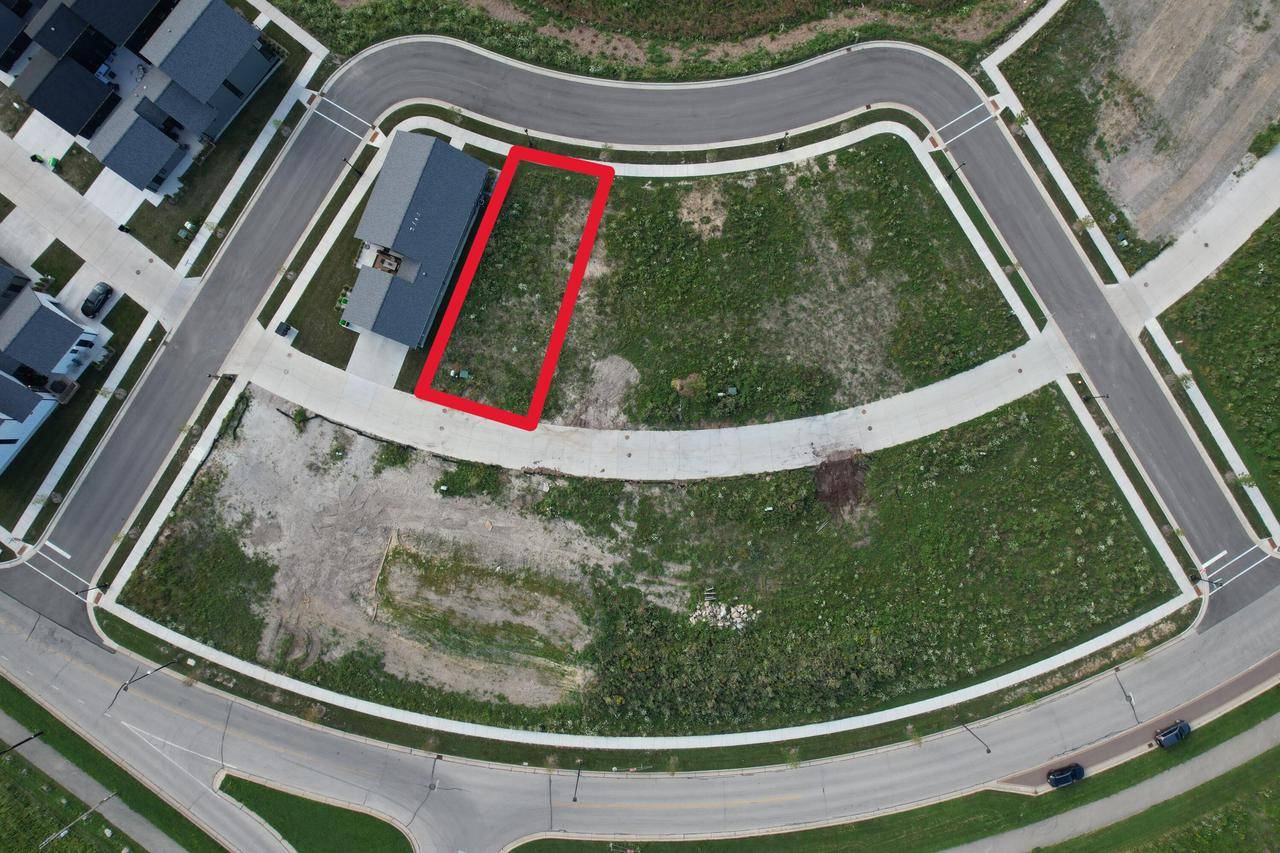 Oak Creek, WI 53154,9453 S CYPRESS PLACE #12002