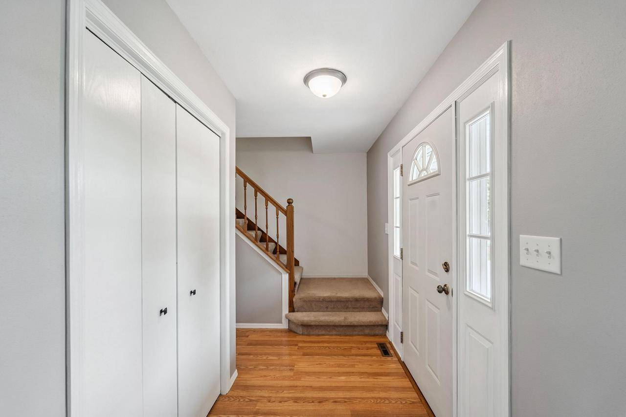 South Milwaukee, WI 53172,1318 Noel COURT