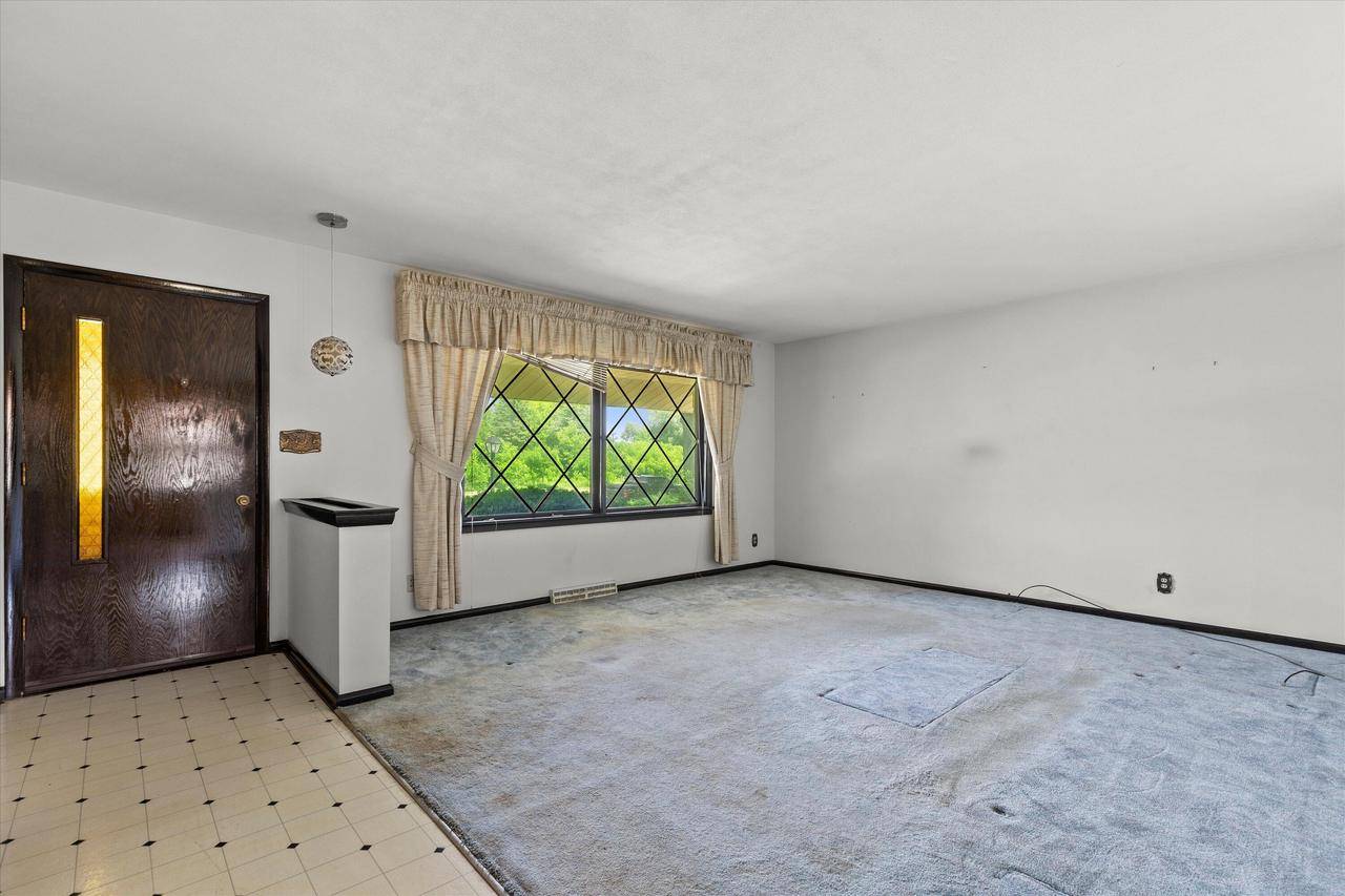 Menomonee Falls, WI 53051,N95W17325 Shady LANE