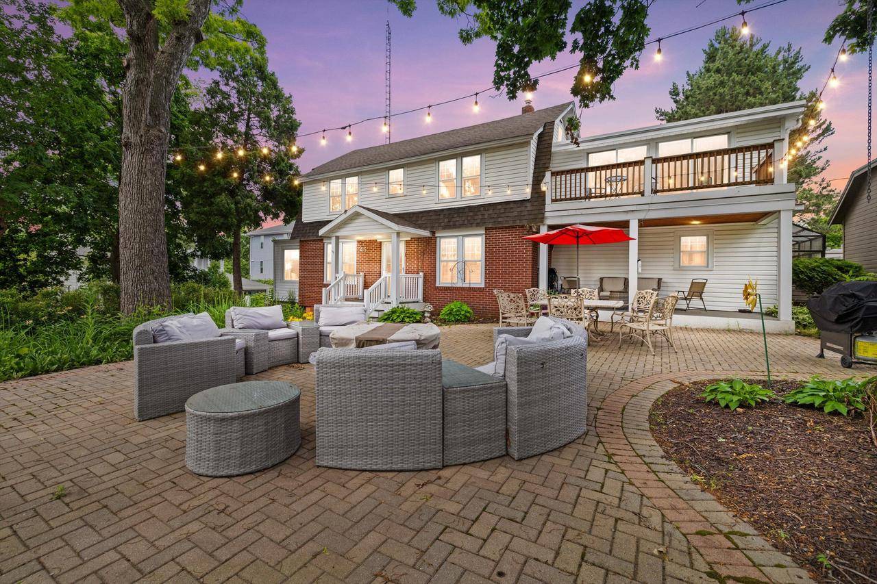 Lake Geneva, WI 53147,415 S Lake Shore DRIVE