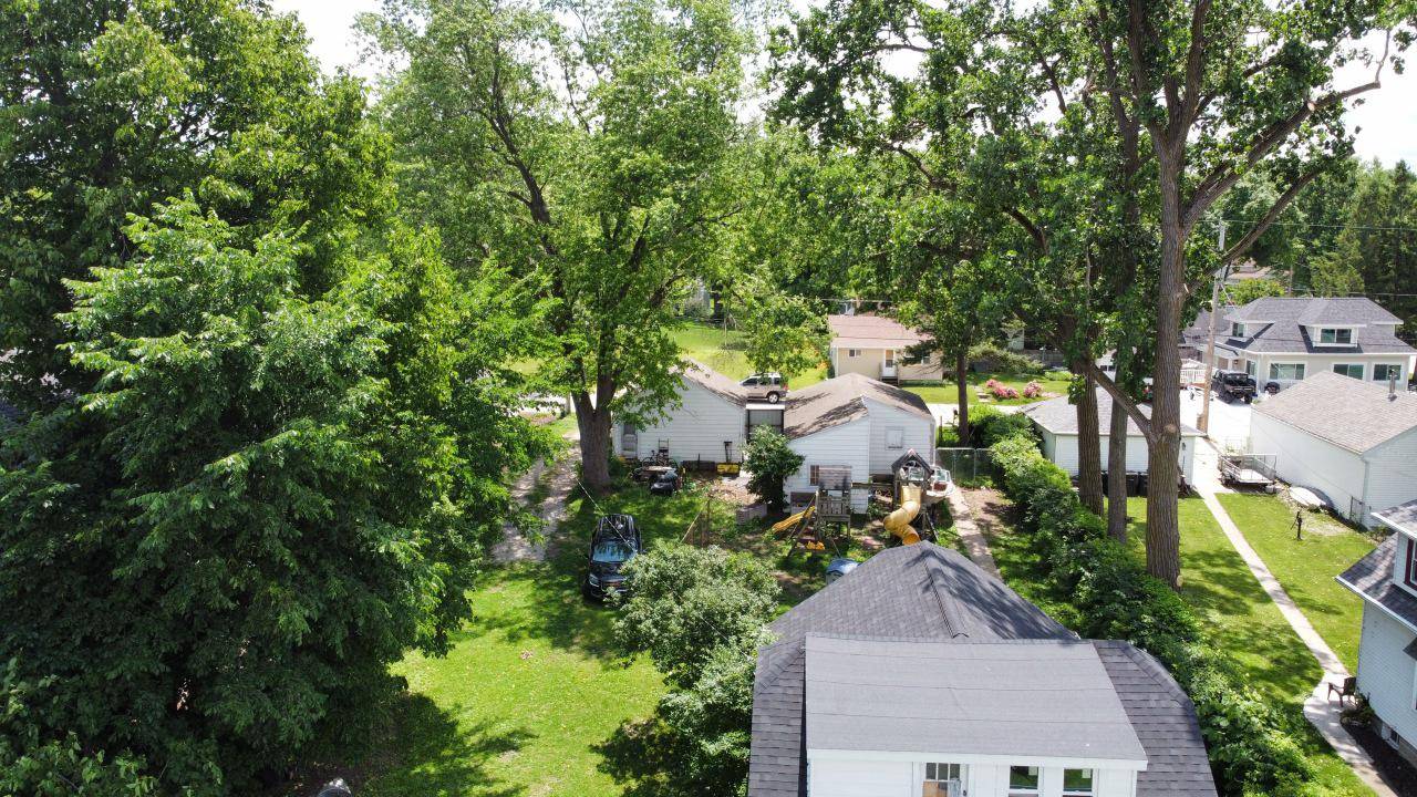 Pewaukee, WI 53072,N28W26972 WOODLAND DRIVE