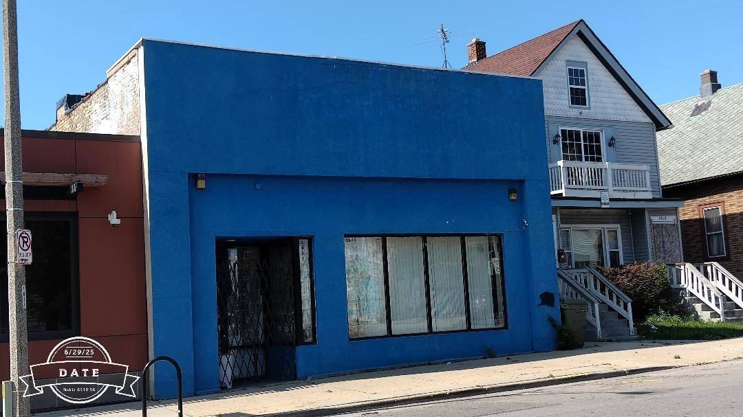 Milwaukee, WI 53204,1615 W Mitchell STREET