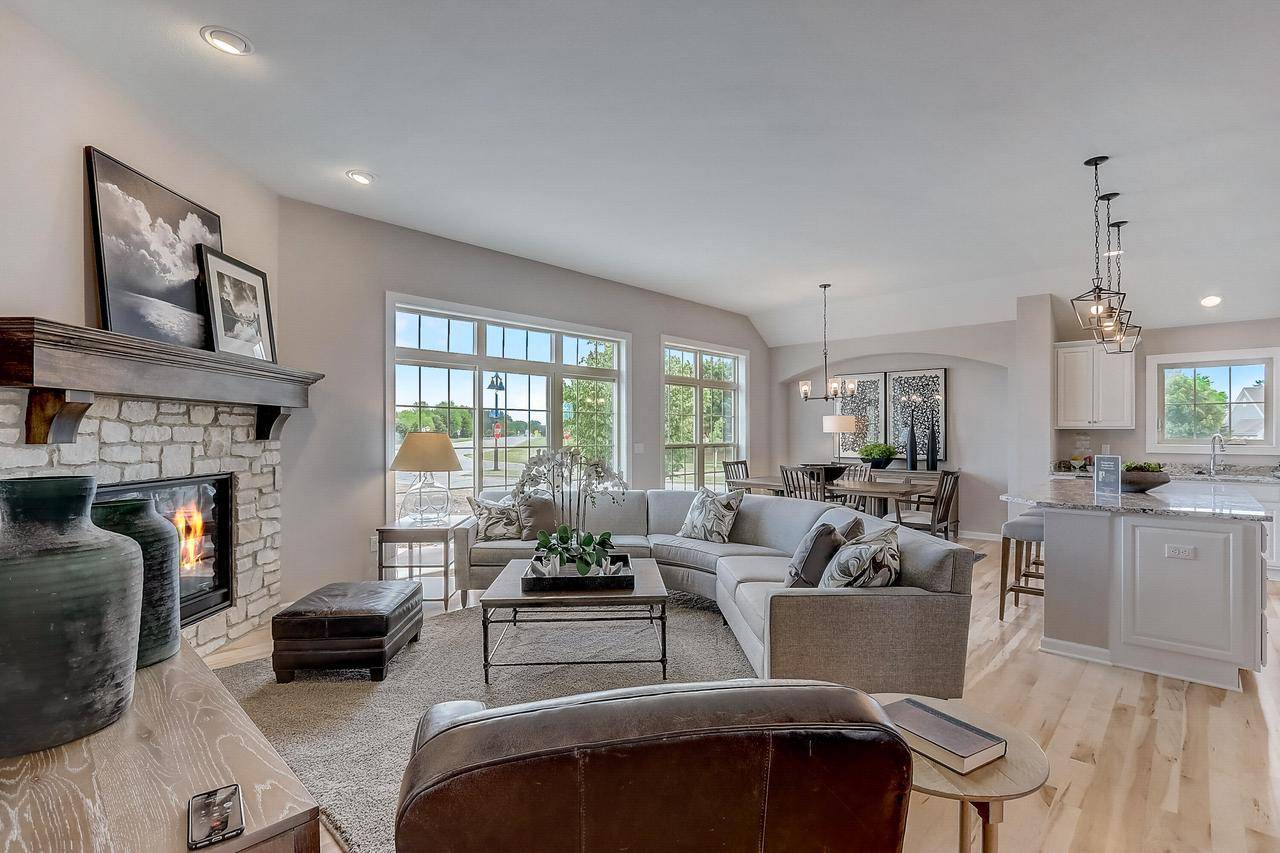 Oconomowoc, WI 53066,1622 Belmont LANE #25