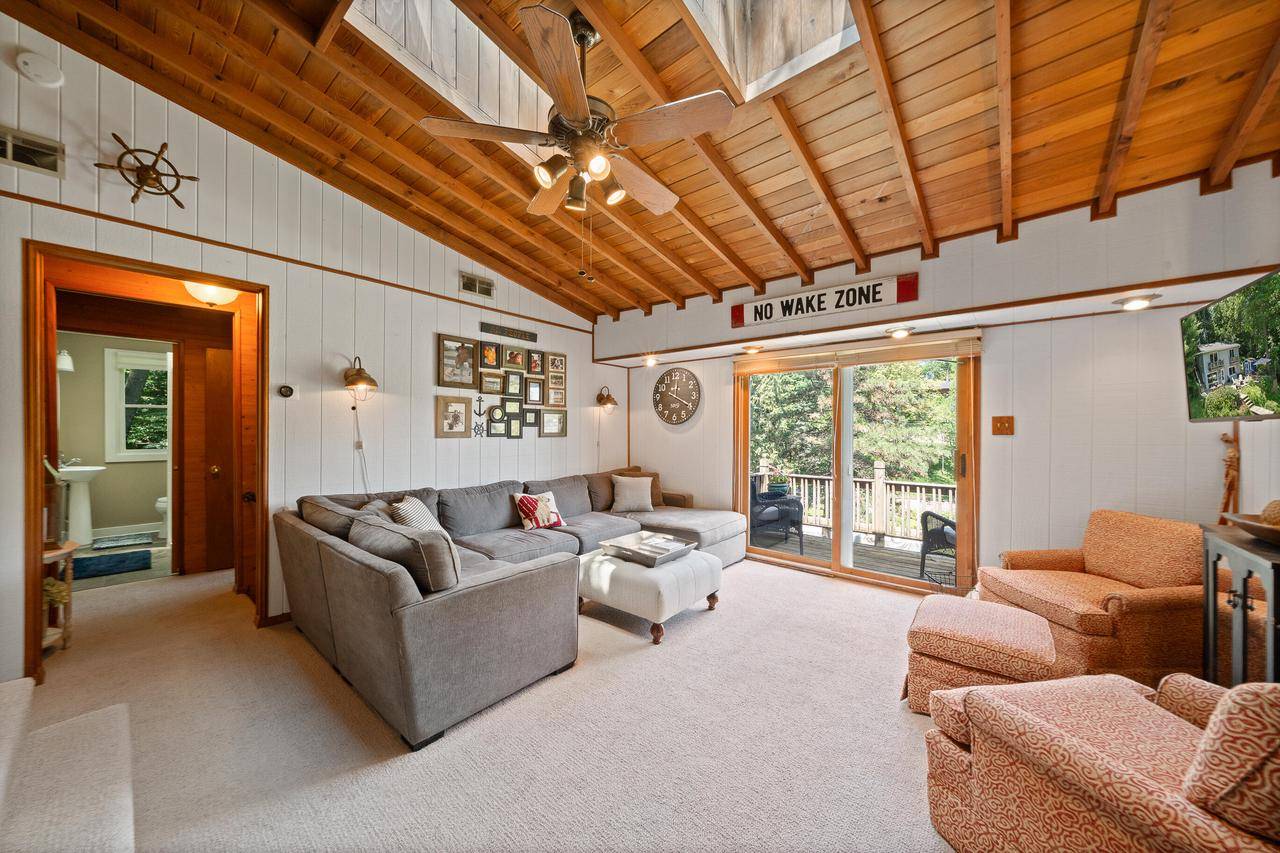 Elkhorn, WI 53121,W5680 Ridge ROAD