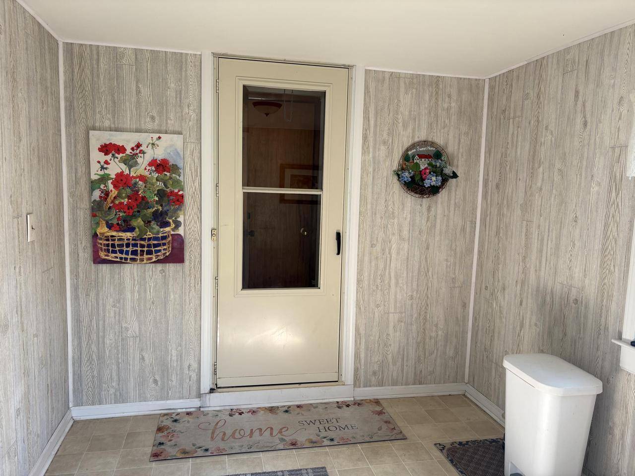 Oak Creek, WI 53154,8862 S Chicago ROAD