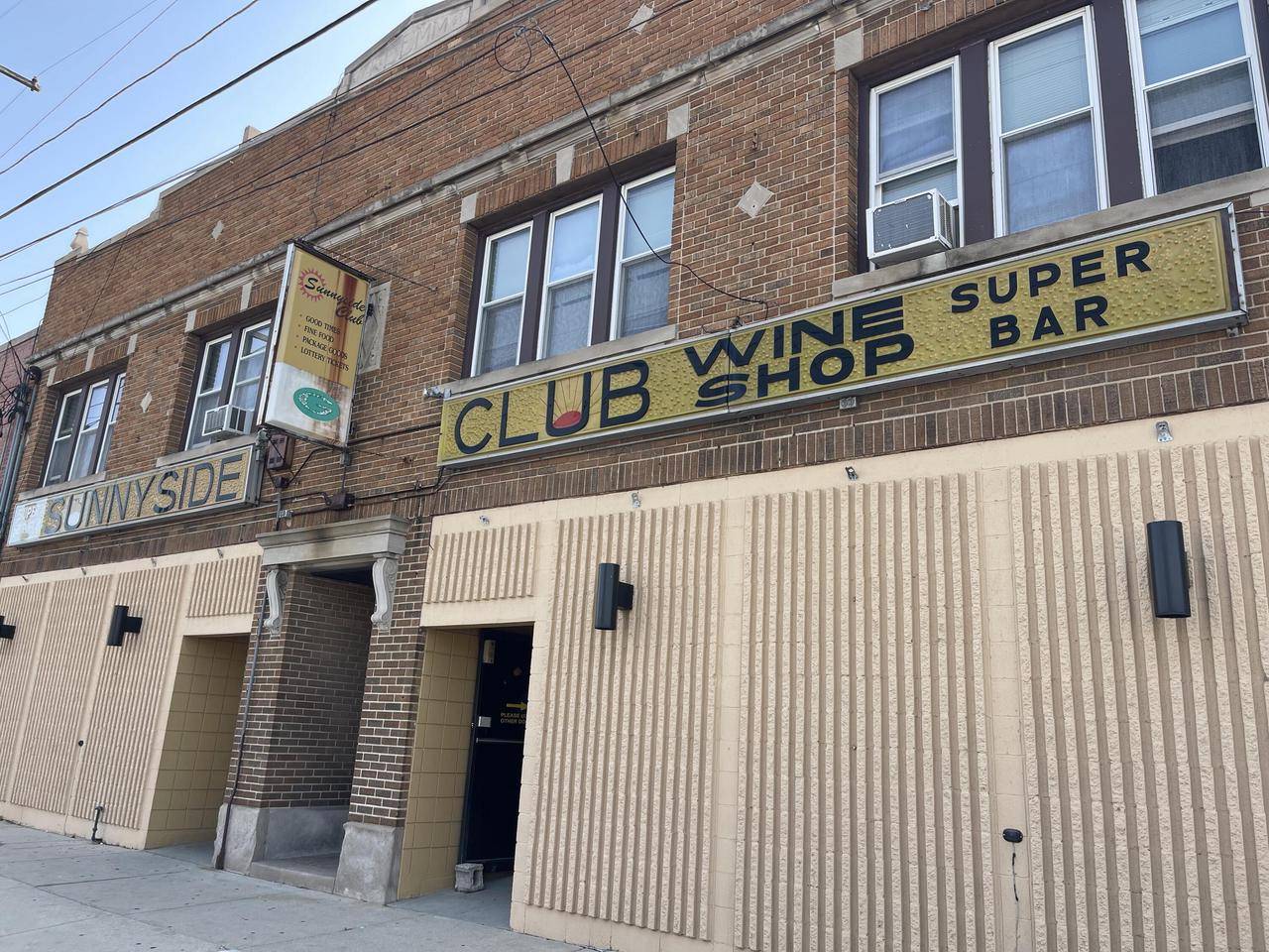 Kenosha, WI 53143,7511 22nd AVENUE