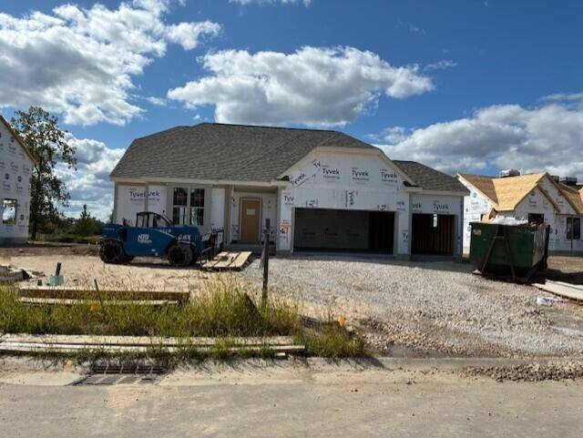 Pewaukee, WI 53072,W251N2399 Valleyview CIRCLE