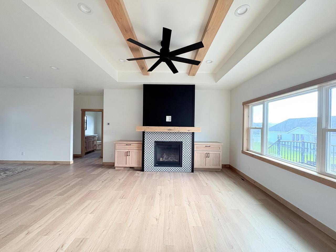 Holmen, WI 54636,286 Weston ROAD