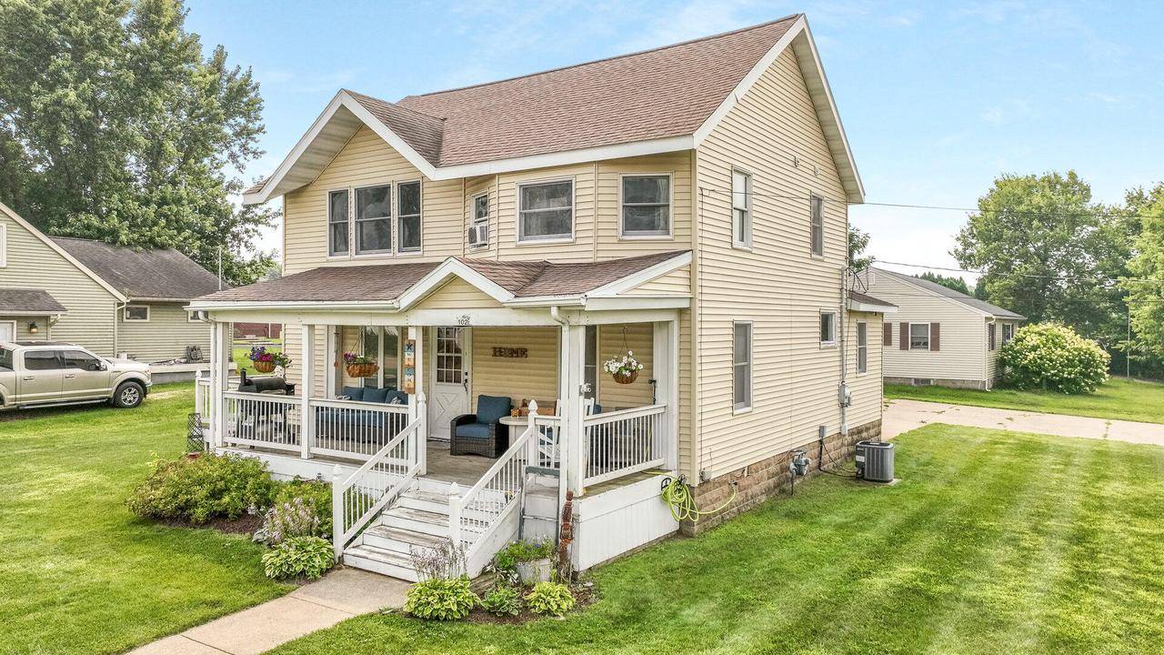 Blair, WI 54616,102 S Peterson AVENUE