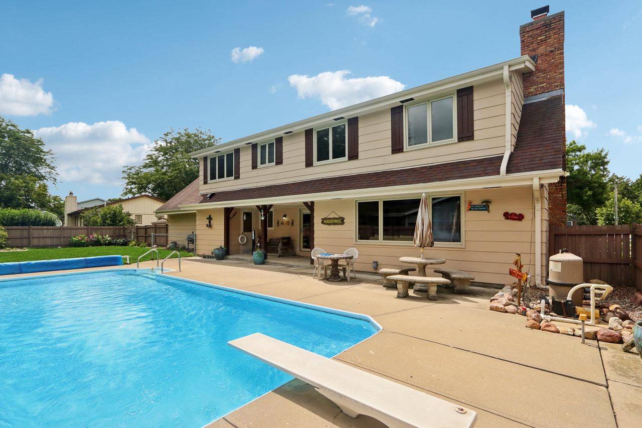 Waukesha, WI 53188,503 S Comanche LANE