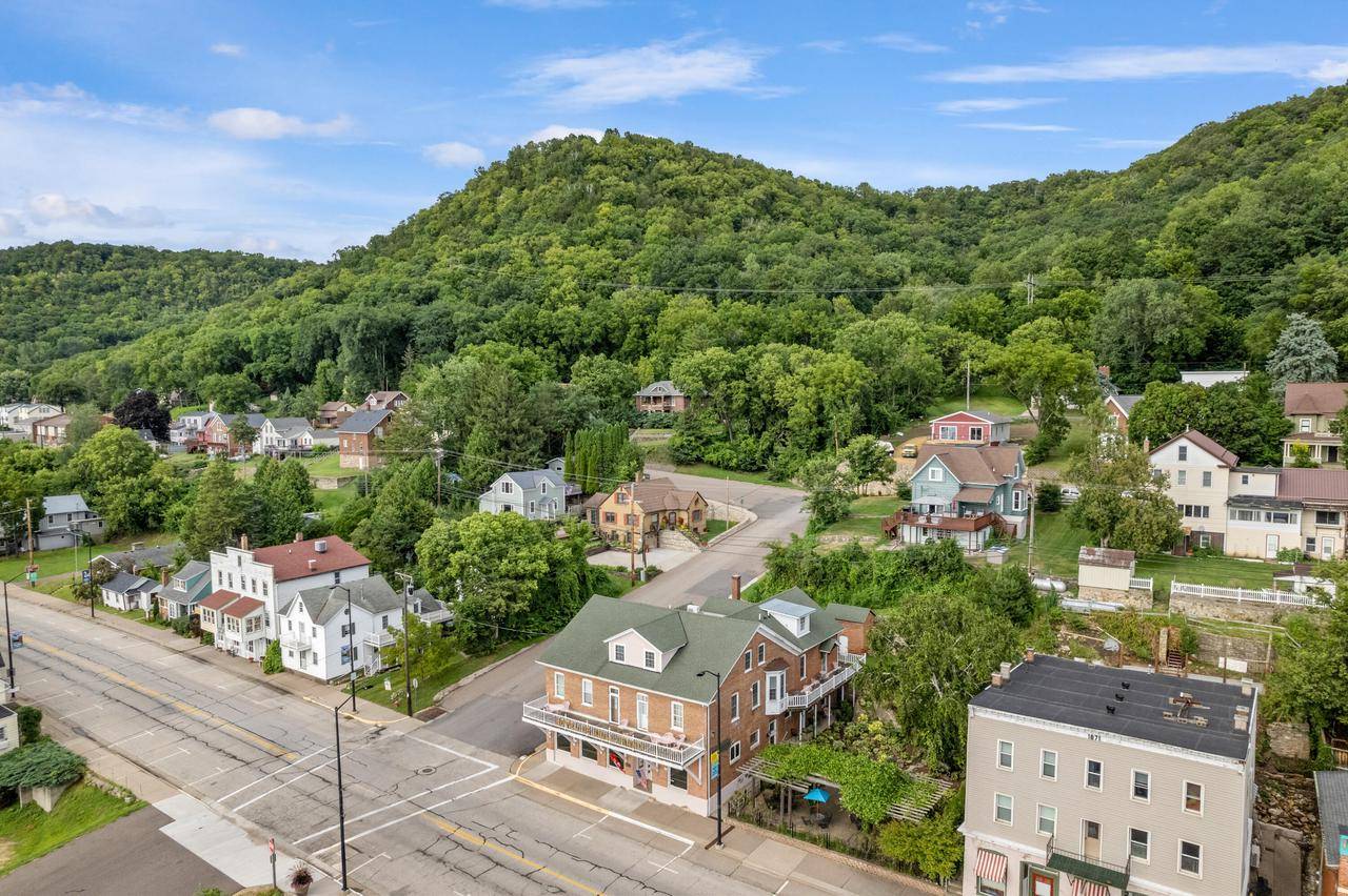 Alma, WI 54610,215 N Main STREET