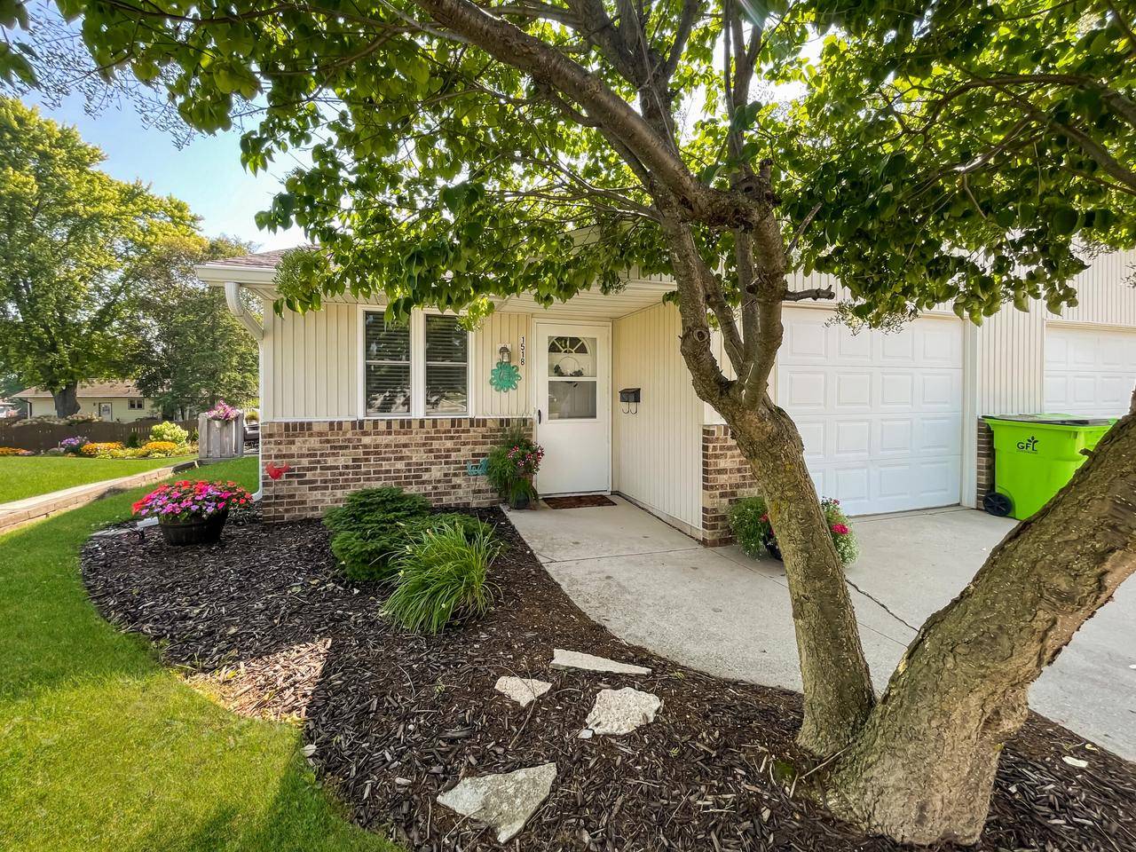 New Holstein, WI 53061,1518 Mason STREET #1518