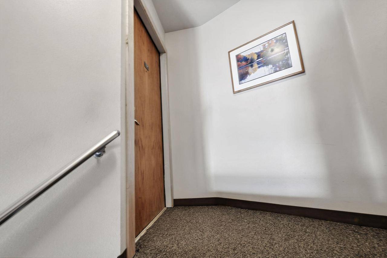 Oak Creek, WI 53154,797 W Puetz ROAD