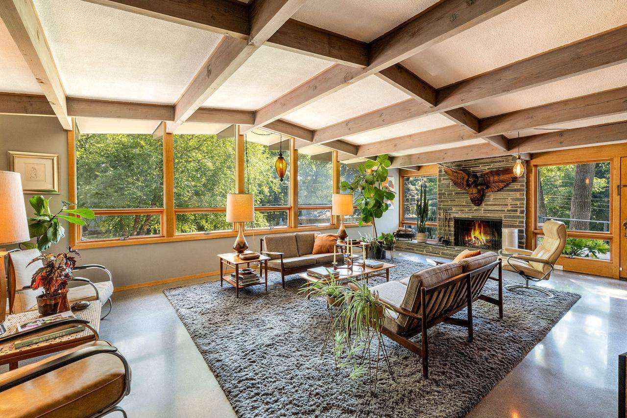 Wauwatosa, WI 53226,2425 N 100th STREET