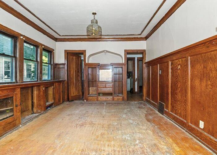 Milwaukee, WI 53210,2429 N 44th STREET