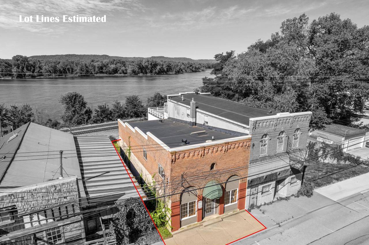 Fountain City, WI 54629,121 S Main STREET