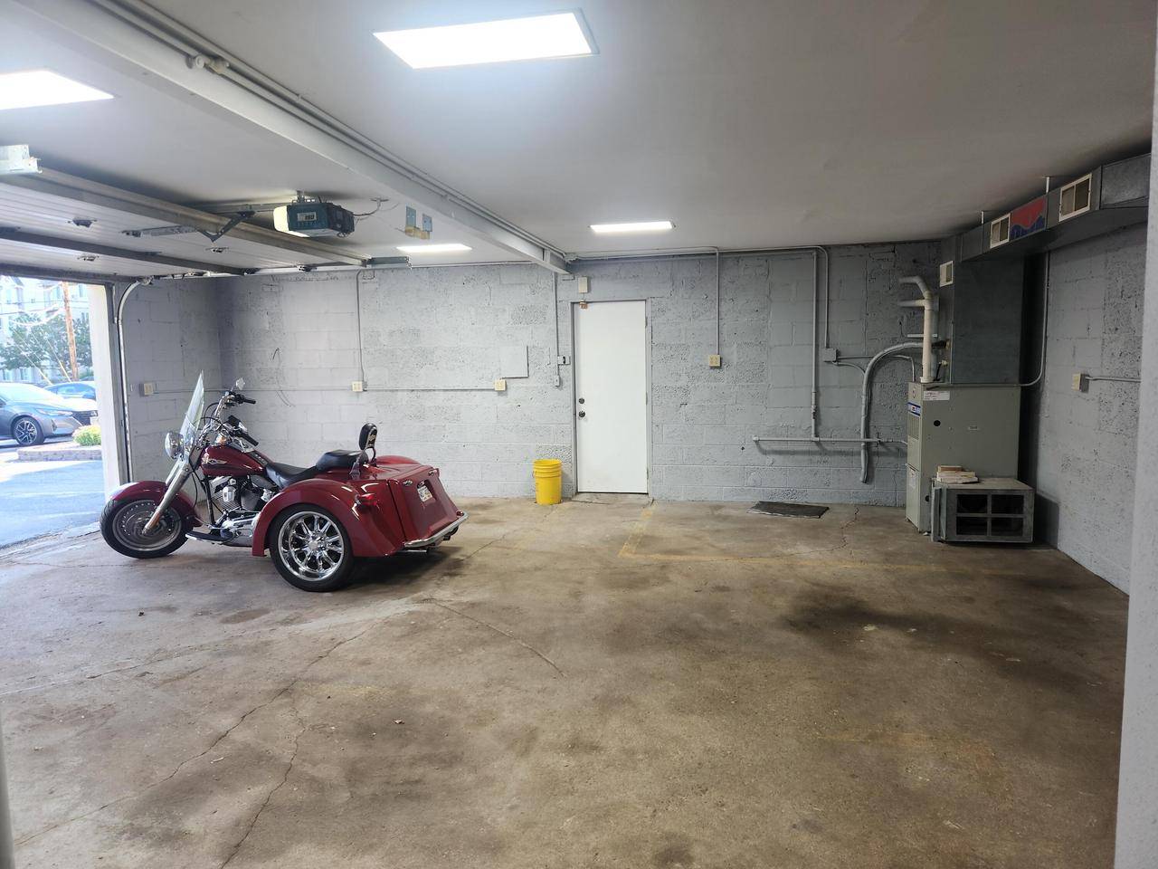 Menomonee Falls, WI 53051,N91W16356 Pershing AVENUE